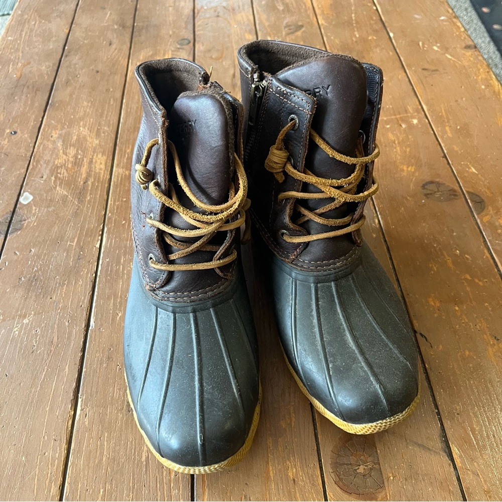 Sperry Leather Upper Duck Boots